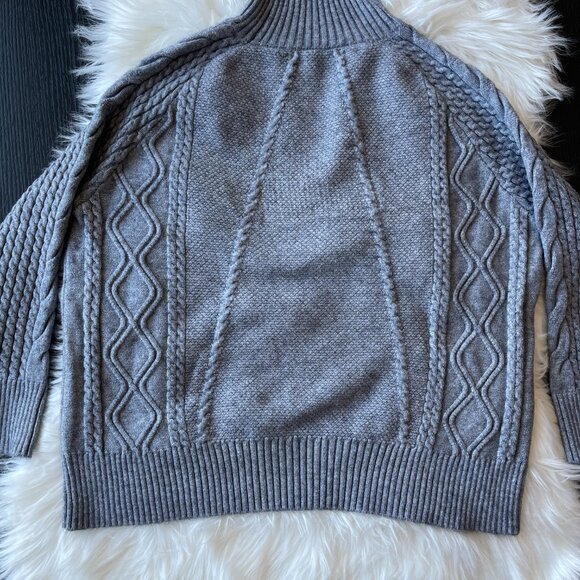 Size XS NWOT Turtleneck Grey Sweater - Picture 2 of 7